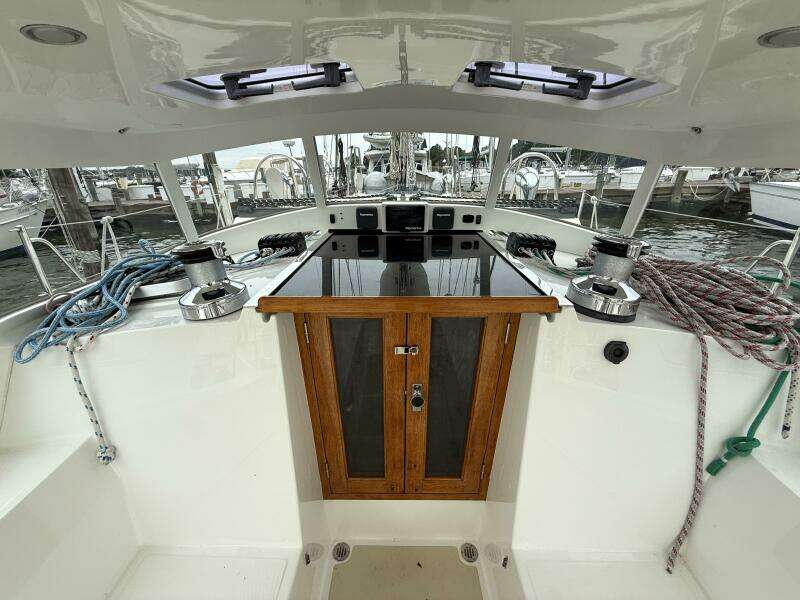 Starlight 46ft Outbound Yacht For Sale