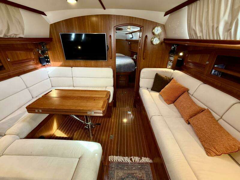 Starlight 46ft Outbound Yacht For Sale