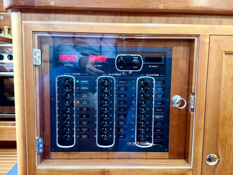 Starlight 46ft Outbound Yacht For Sale