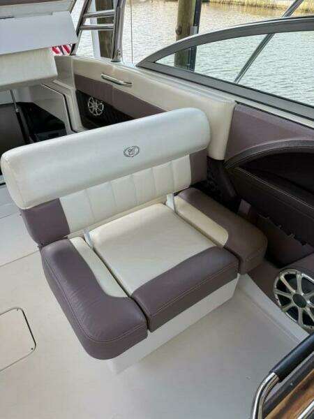 30ft Cobalt Yacht For Sale