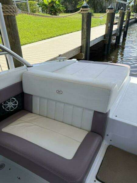 30ft Cobalt Yacht For Sale