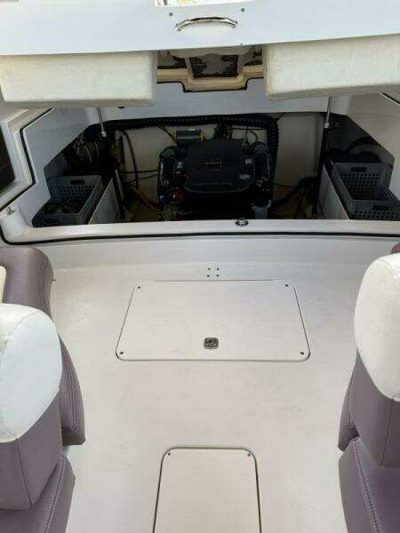 30ft Cobalt Yacht For Sale