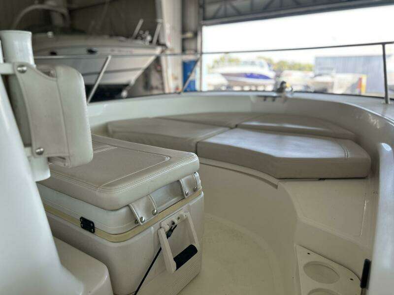 17ft Boston Whaler Yacht For Sale