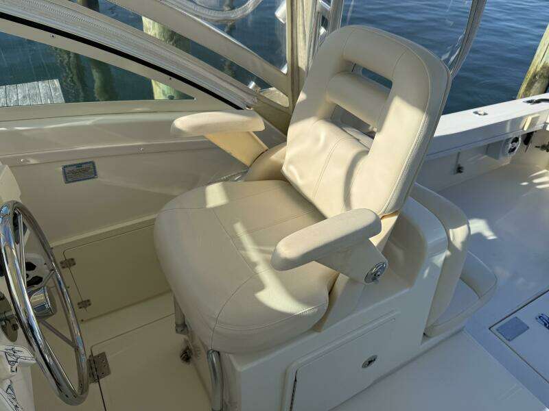 28ft Albemarle Yacht For Sale