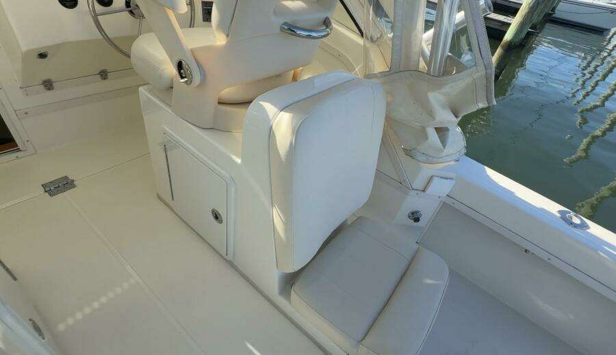 28ft Albemarle Yacht For Sale