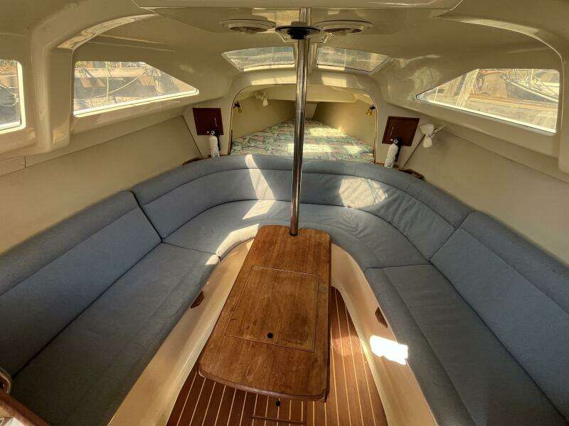 Papillon 30ft Hunter Yacht For Sale