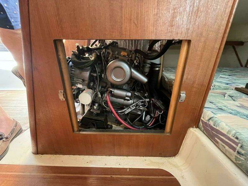 Papillon 30ft Hunter Yacht For Sale