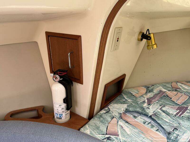 Papillon 30ft Hunter Yacht For Sale