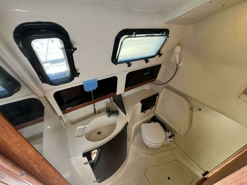 Papillon 30ft Hunter Yacht For Sale