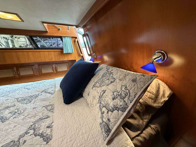 Deep Pockets 40ft Ocean Alexander Yacht For Sale Deep Pockets 40ft Ocean Alexander Yacht For Sale