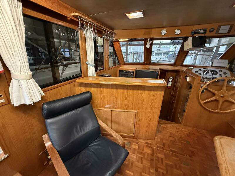 Deep Pockets 40ft Ocean Alexander Yacht For Sale Deep Pockets 40ft Ocean Alexander Yacht For Sale