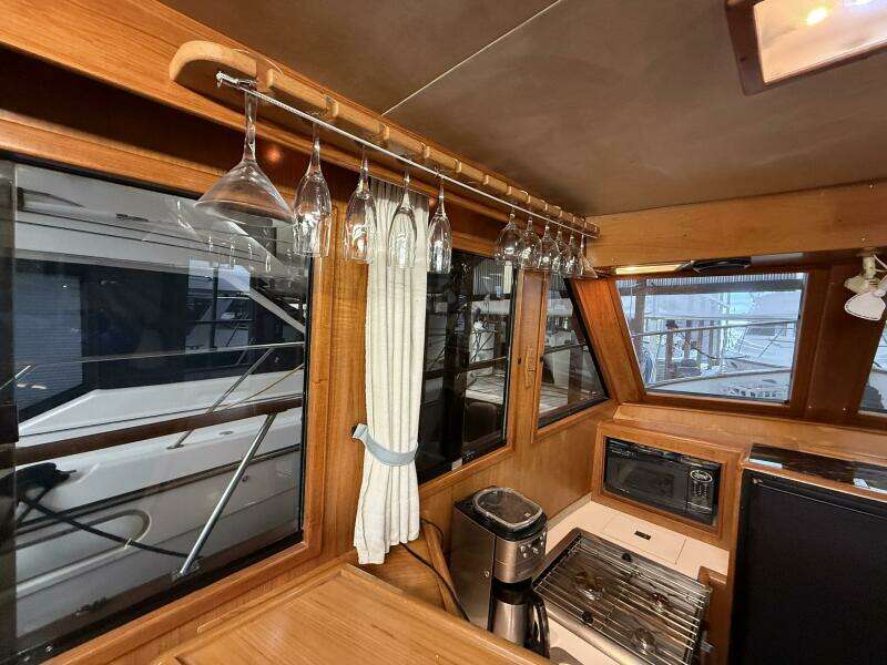 Deep Pockets 40ft Ocean Alexander Yacht For Sale Deep Pockets 40ft Ocean Alexander Yacht For Sale