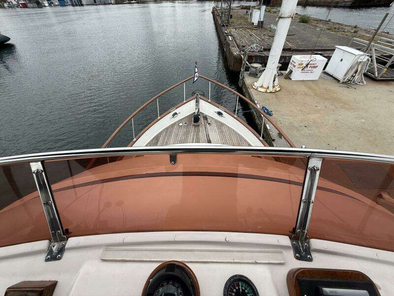 Deep Pockets 40ft Ocean Alexander Yacht For Sale Deep Pockets 40ft Ocean Alexander Yacht For Sale