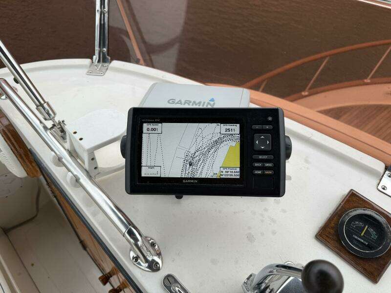 Deep Pockets 40ft Ocean Alexander Yacht For Sale Deep Pockets 40ft Ocean Alexander Yacht For Sale