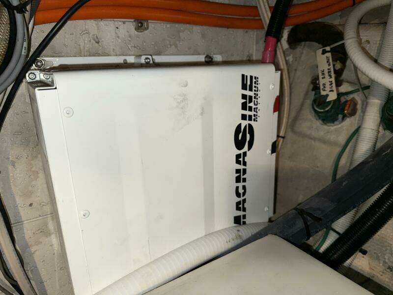 Deep Pockets 40ft Ocean Alexander Yacht For Sale Deep Pockets 40ft Ocean Alexander Yacht For Sale