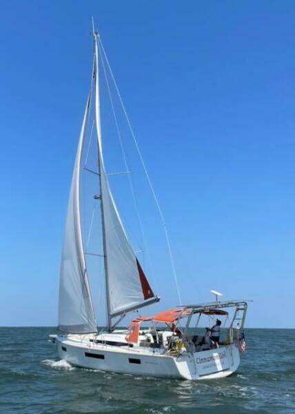 Cinnamon Girl 44ft Jeanneau Yacht For Sale