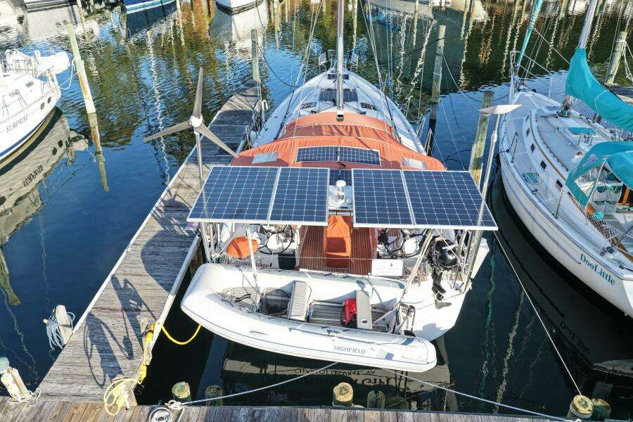 Cinnamon Girl 44ft Jeanneau Yacht For Sale