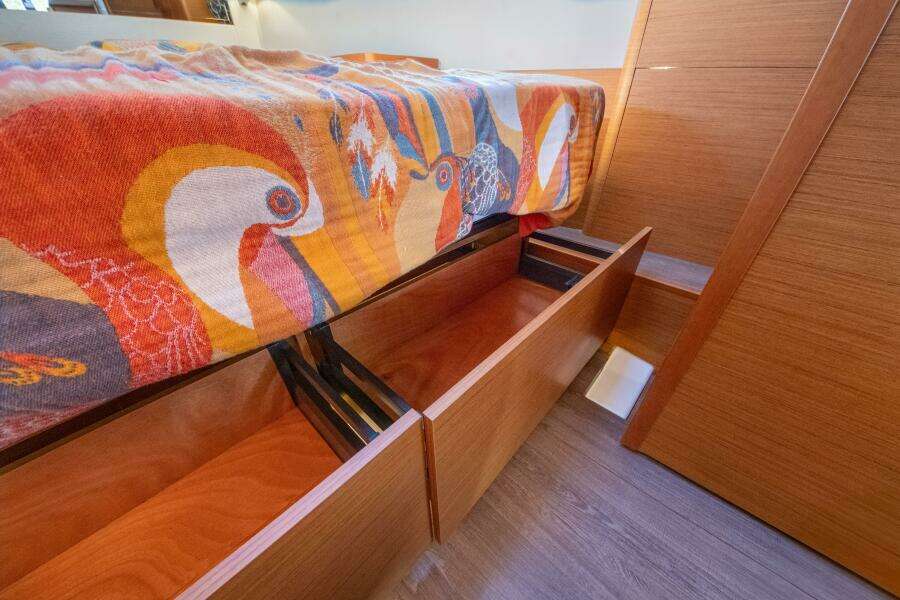 Cinnamon Girl 44ft Jeanneau Yacht For Sale