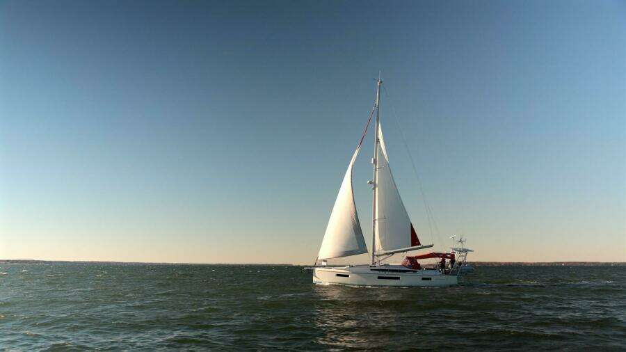 Cinnamon Girl 44ft Jeanneau Yacht For Sale