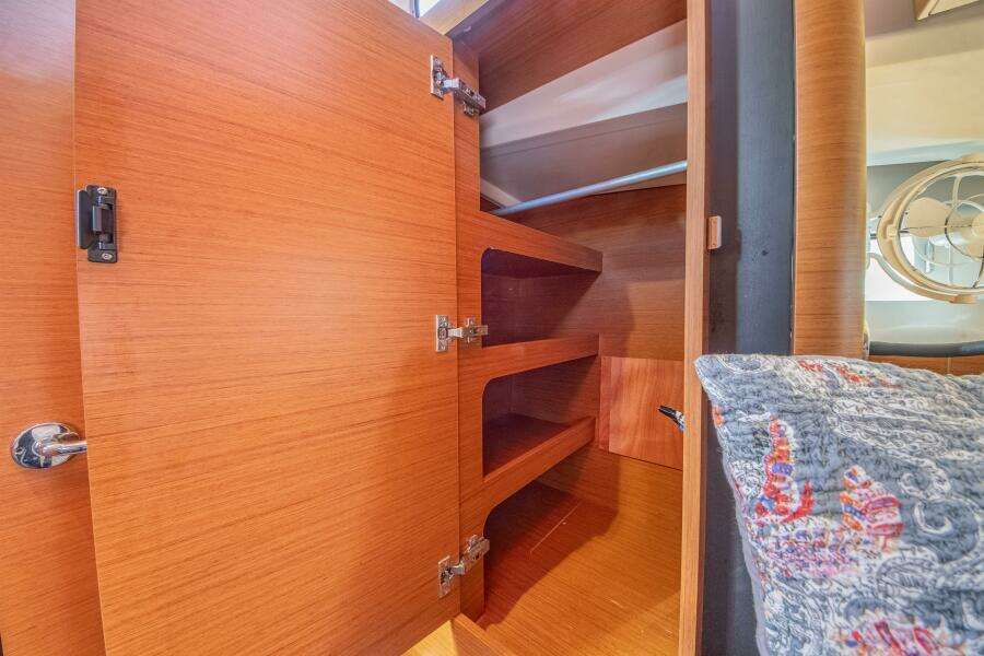 Cinnamon Girl 44ft Jeanneau Yacht For Sale