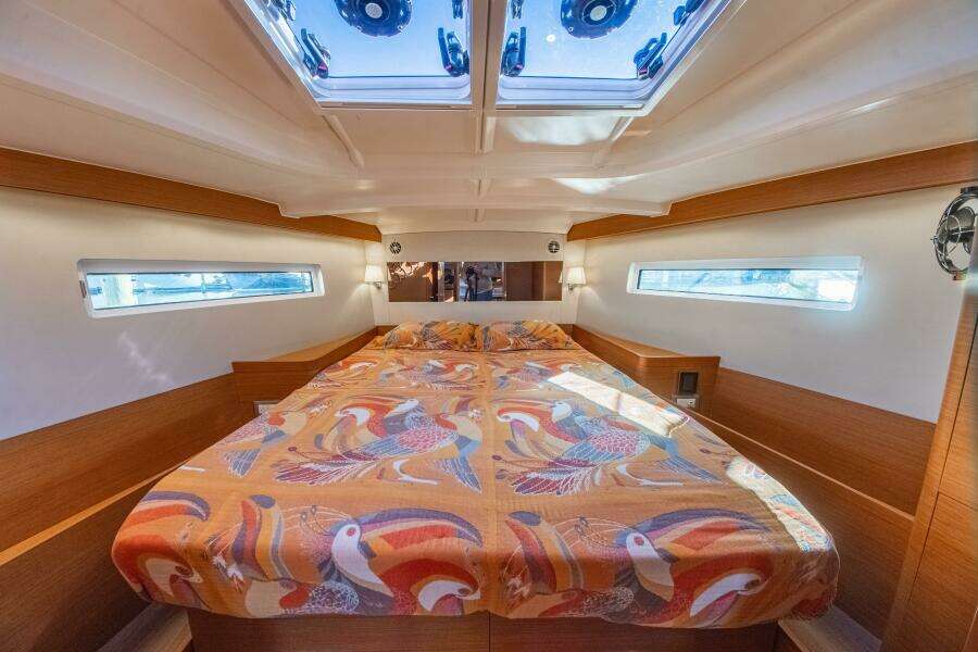 Cinnamon Girl 44ft Jeanneau Yacht For Sale