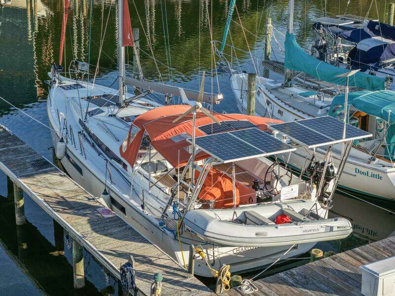 Cinnamon Girl 44ft Jeanneau Yacht For Sale