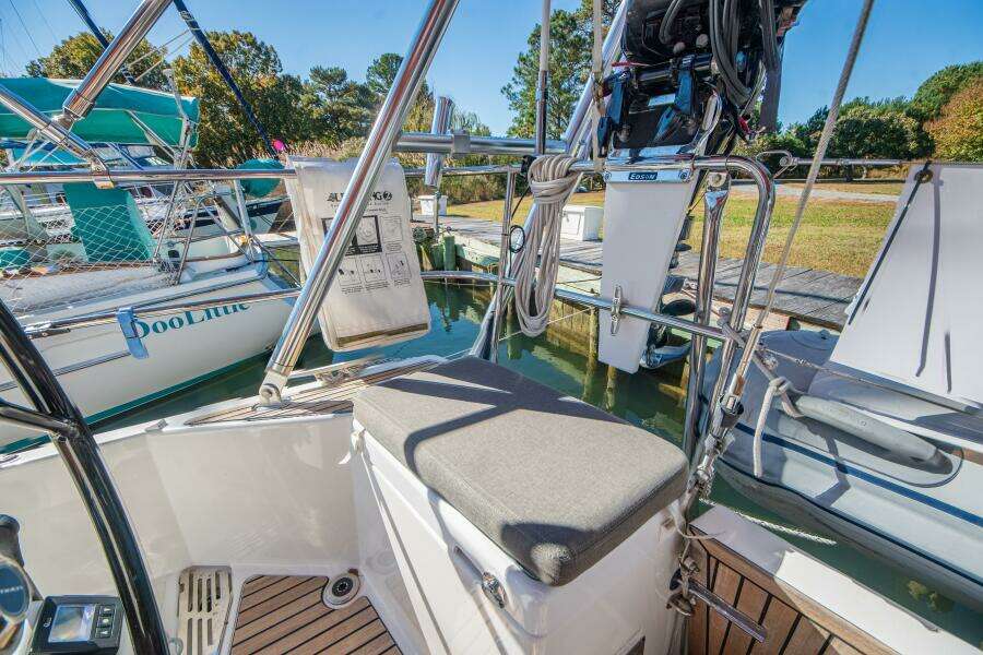 Cinnamon Girl 44ft Jeanneau Yacht For Sale