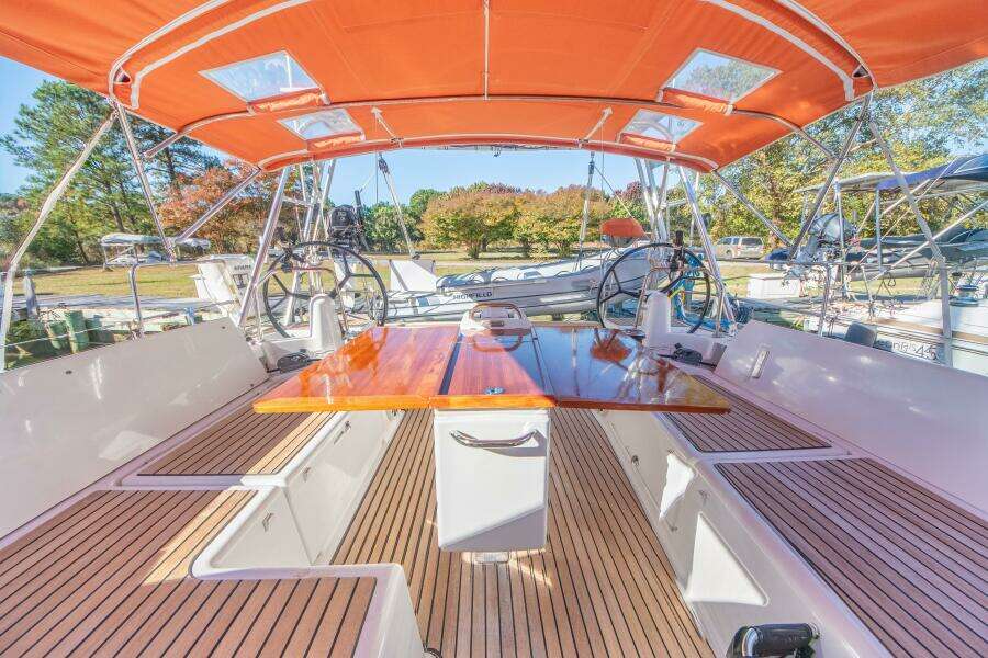 Cinnamon Girl 44ft Jeanneau Yacht For Sale