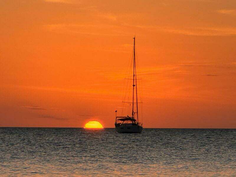 Cinnamon Girl 44ft Jeanneau Yacht For Sale