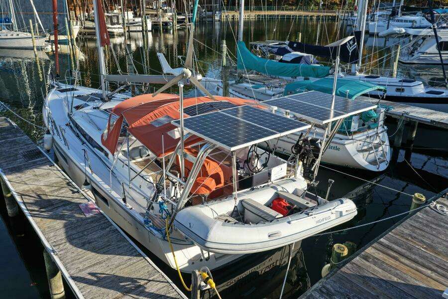 Cinnamon Girl 44ft Jeanneau Yacht For Sale