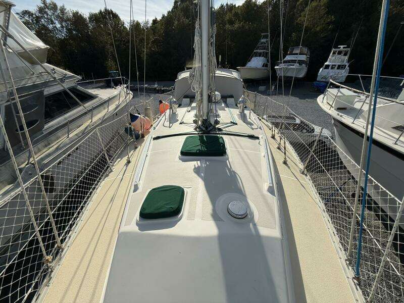 VIA 40ft Caliber Yacht For Sale