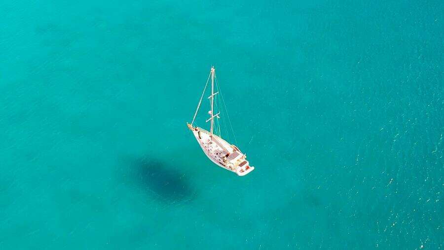 VIA 40ft Caliber Yacht For Sale