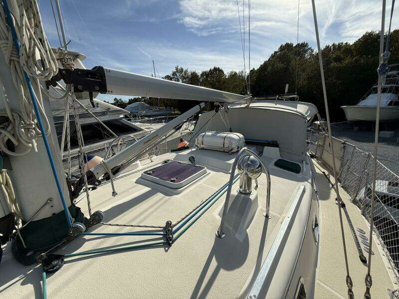 VIA 40ft Caliber Yacht For Sale