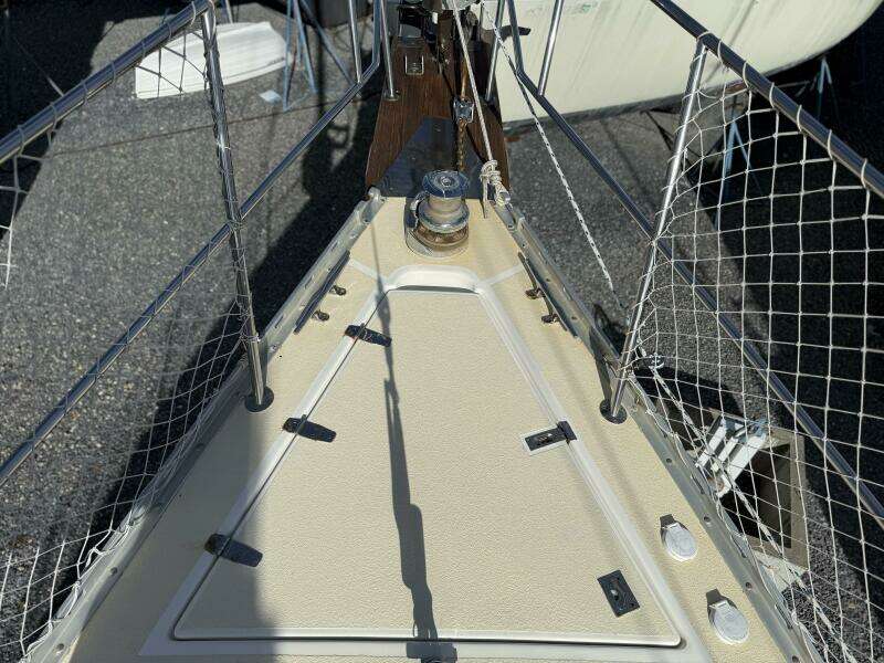 VIA 40ft Caliber Yacht For Sale