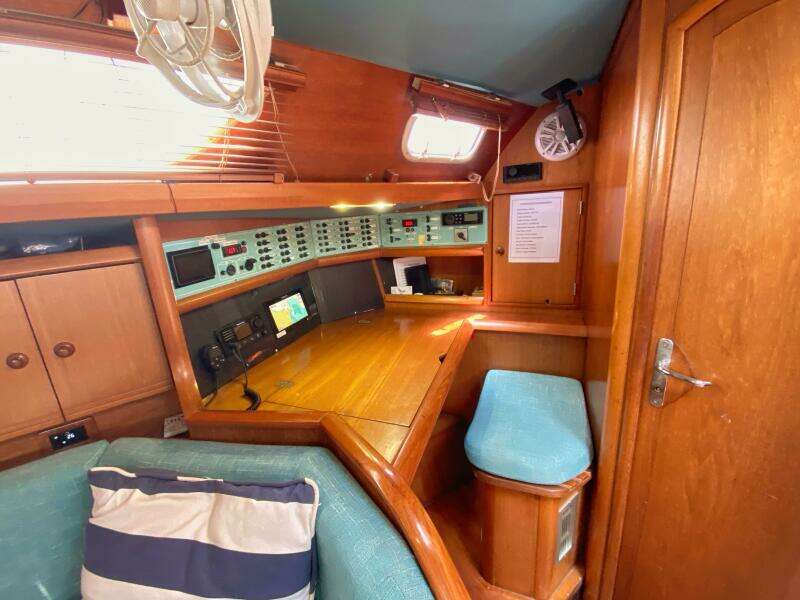 Genie 45ft Jeanneau Yacht For Sale