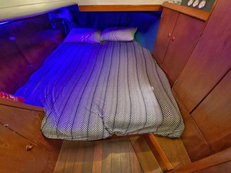 Genie 45ft Jeanneau Yacht For Sale