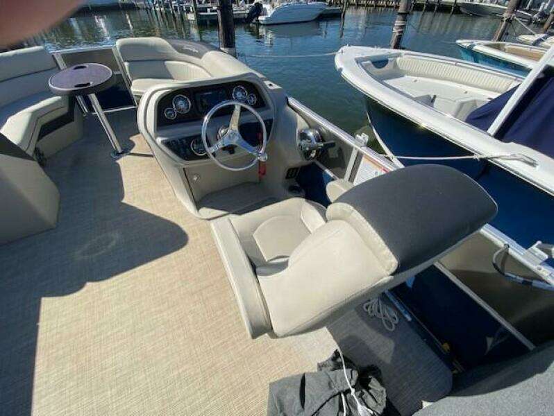 24ft South Bay Yacht For Sale 24ft South Bay Yacht For Sale