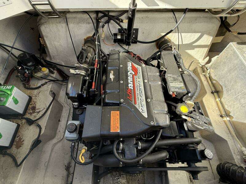 29ft Cobalt Yacht For Sale