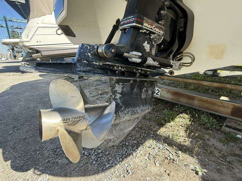 29ft Cobalt Yacht For Sale