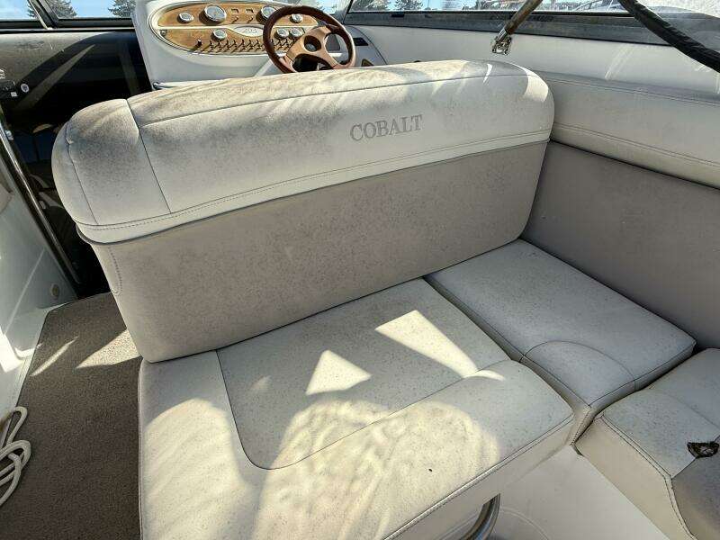 29ft Cobalt Yacht For Sale