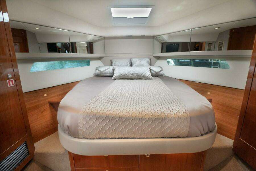 NO  7 43ft Riviera Yacht For Sale