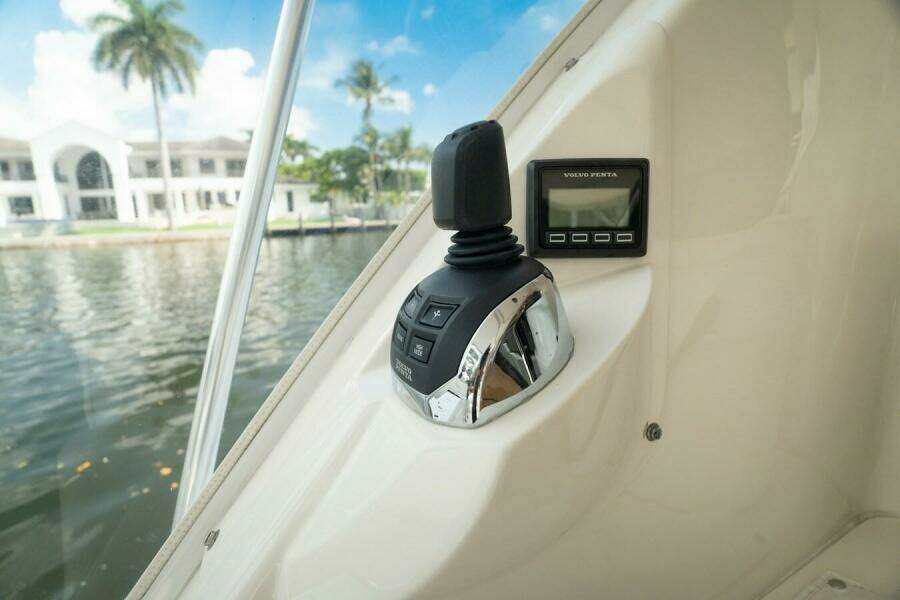NO  7 43ft Riviera Yacht For Sale