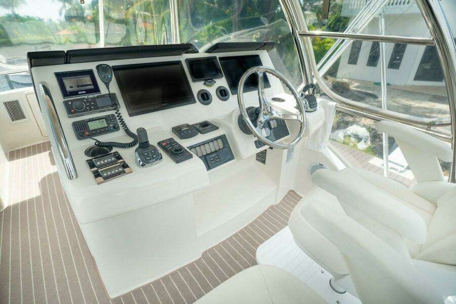 NO  7 43ft Riviera Yacht For Sale