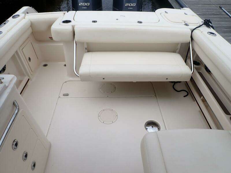 27ft Grady White Yacht For Sale