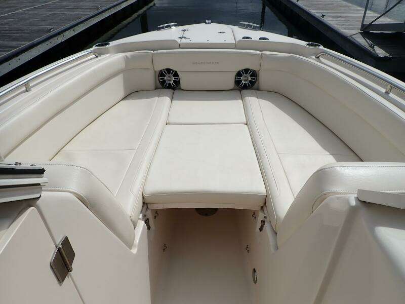 27ft Grady White Yacht For Sale