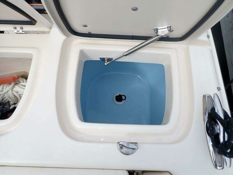 27ft Grady White Yacht For Sale