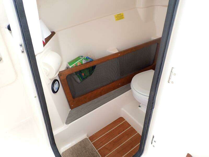 27ft Grady White Yacht For Sale