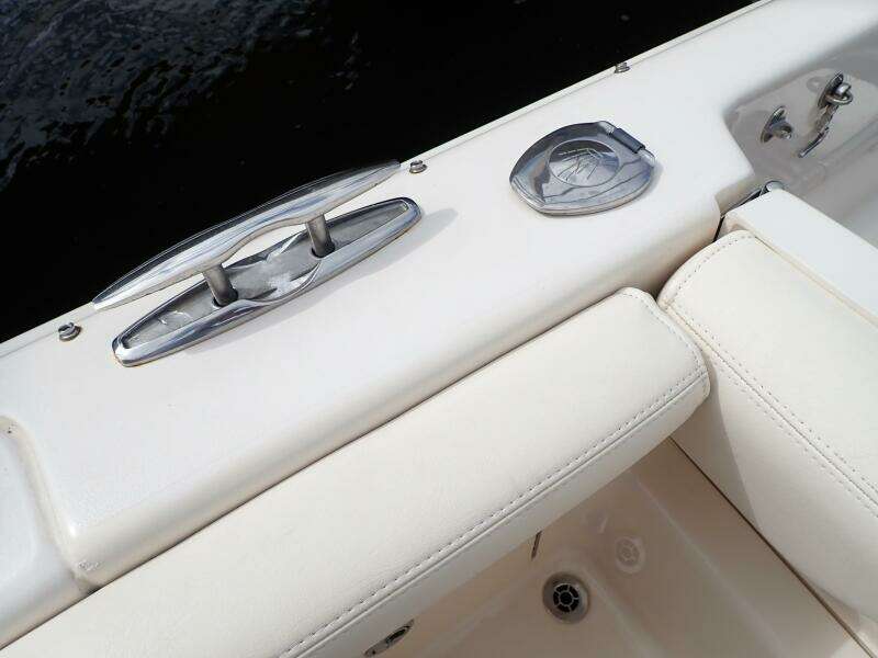 27ft Grady White Yacht For Sale