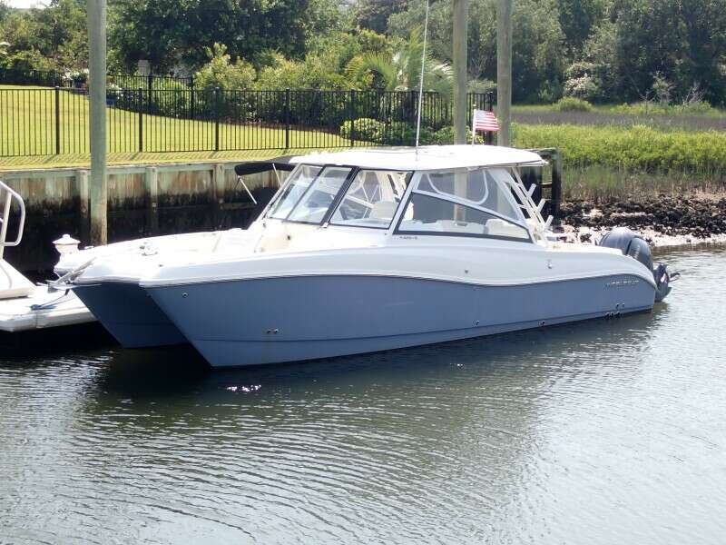 32ft World Cat Yacht For Sale