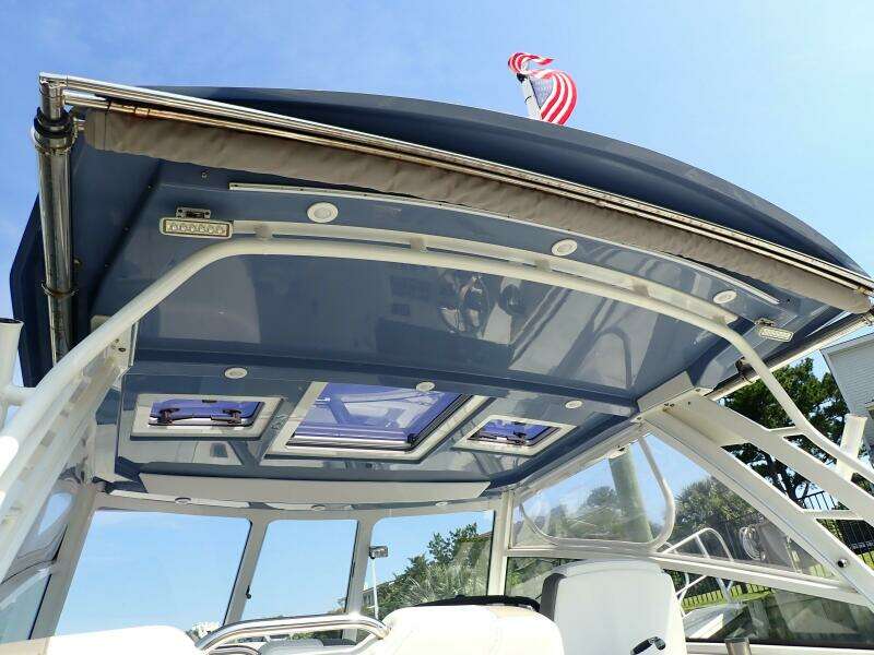 32ft World Cat Yacht For Sale